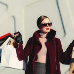Realistische mode en beauty foto bij skincare onder make-up