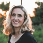 Realistische mode en beauty foto bij zomerjurken