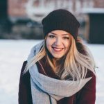 Realistische mode en beauty foto bij linnen outfits