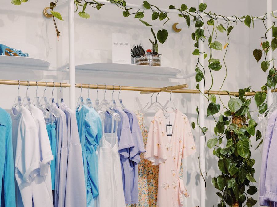 DE BESTE JURKEN VOOR VROUWEN! DE BESTE JURKEN VOOR VROUWEN!