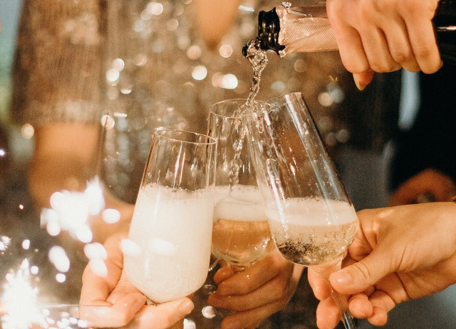 DIT ZIJN DE ESSENTIALS VOOR JE PERFECTE BIRTHDAY OUTFIT!