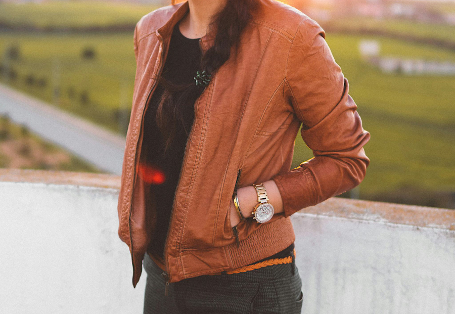 ZOMERJAS: HOE DE PERFECTE JAS KIEZEN VOOR MOOI WEER? ZOMERJAS: HOE DE PERFECTE JAS KIEZEN VOOR MOOI WEER?